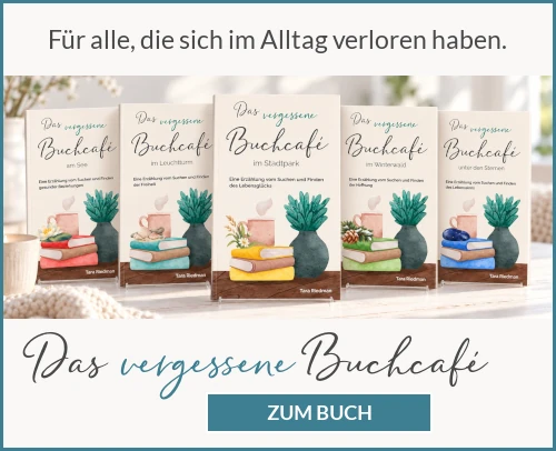 Das Buch „Das vergessene Buchcafé im Stadtpark“ vor einer hellen Buchcafé-Kulisse.